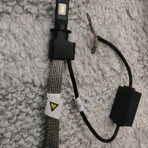 H3 Led Fanless Bulbs new, pair with cooling mesh