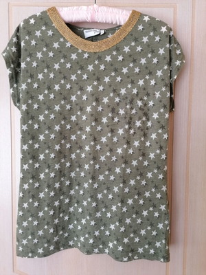 Women's blouse new with gold thread detail at neck, sizes M-XL