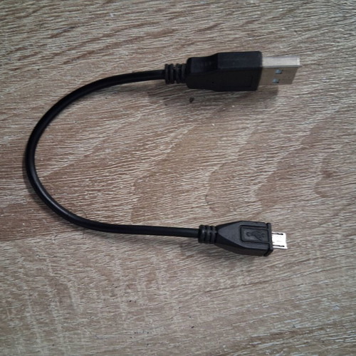 Micro USB cables used, pack of 4 for charging and data transfer
