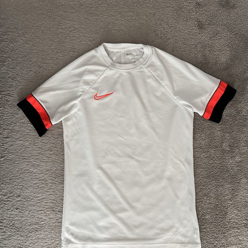 Nike DRI-FIT Academy T-shirt used, size M, white