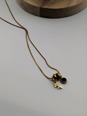 Handmade necklace new from hematite, crystal and stainless steel gold-colored