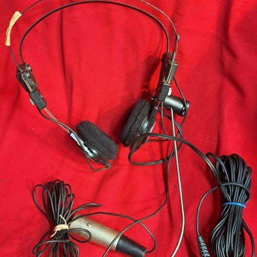 JVC H-V1 Vintage headphones used with microphone wired