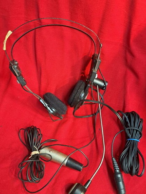 JVC H-V1 Vintage headphones used with microphone wired