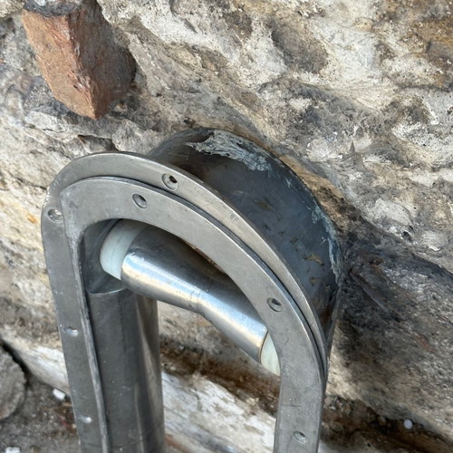 Old ship chocks used, dimensions 75x25.5 cm