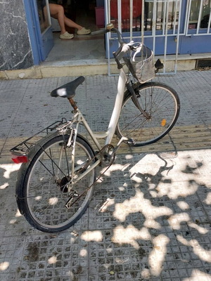 Bicycle used, women's with gears, needs maintenance