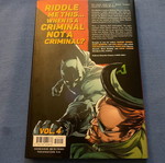 Batman: Detective Comics, Vol. 4 Riddle Me This like new
