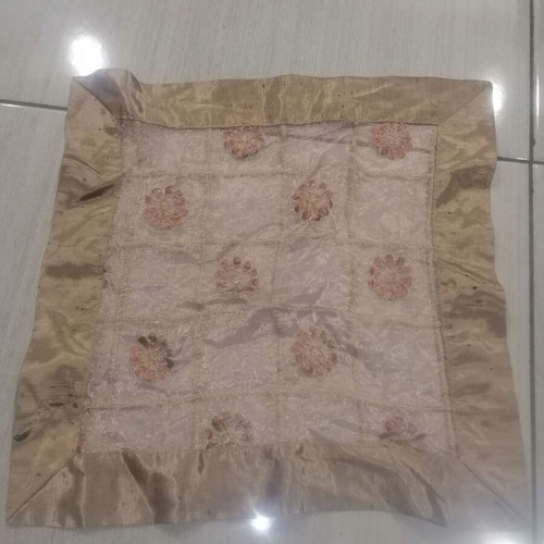 Silk table runner new 0.35x0.35