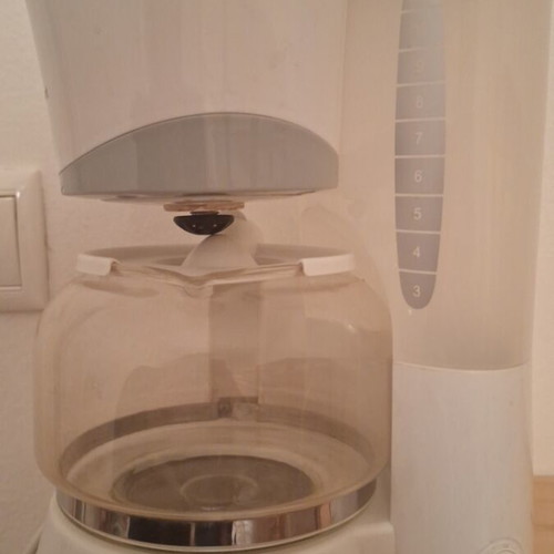 Filter coffee maker used, simple and compact