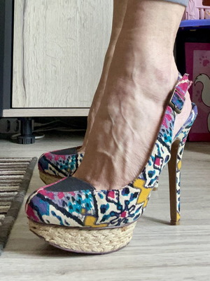 Naughty Monkey platform sandals like new, size 38, multicolor