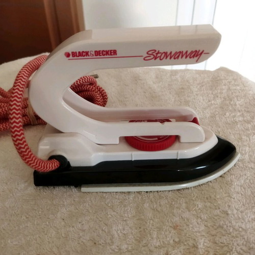 Black Decker travel iron used, model SW 100