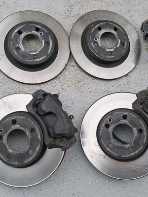 Mercedes GLA X156 brake set used, complete front and rear