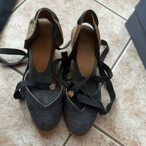Castaner platform sandals size 38 gray new with box