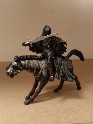 Faceless Knight set with horse Papo like new