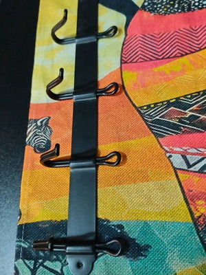 Coat rack with five hooks like new, black