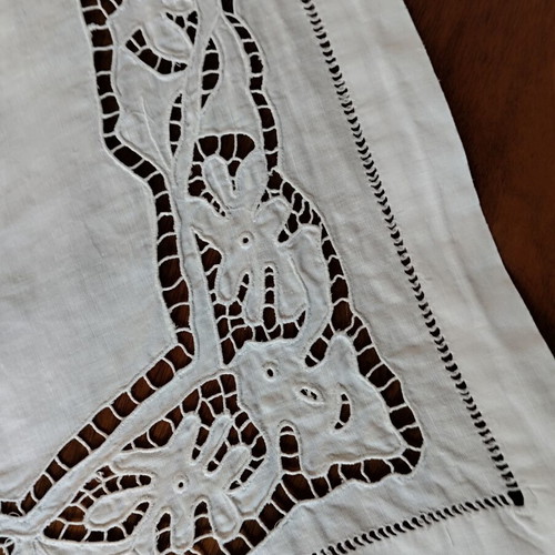 Handmade cutwork table runner linen 90x40 cm new