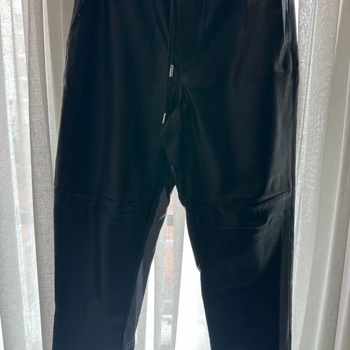 Mango leather pants like new, size small-medium
