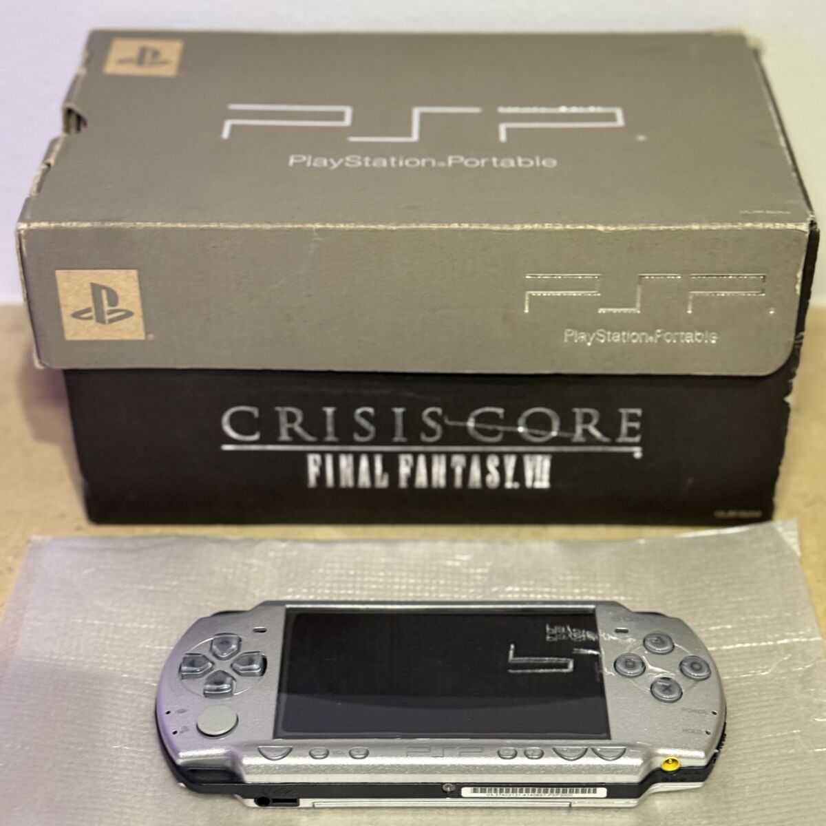 Sony PSP 2000 Final Fantasy VII Crisis… - € 490,00 - Vendora.gr