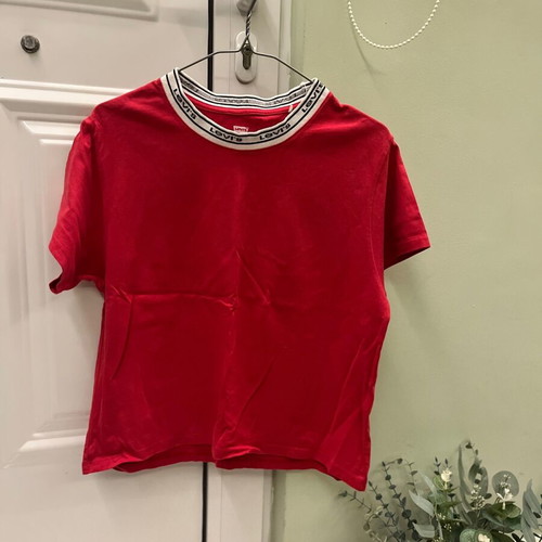 Levi's red boxy T-shirt with logo on neckline, like new, size XS