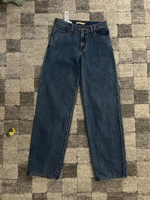 Levi's Baggy Dad Jeans Size 25 Like New