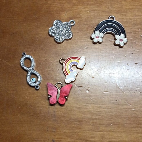 Charms pack of 5 like new for bracelet