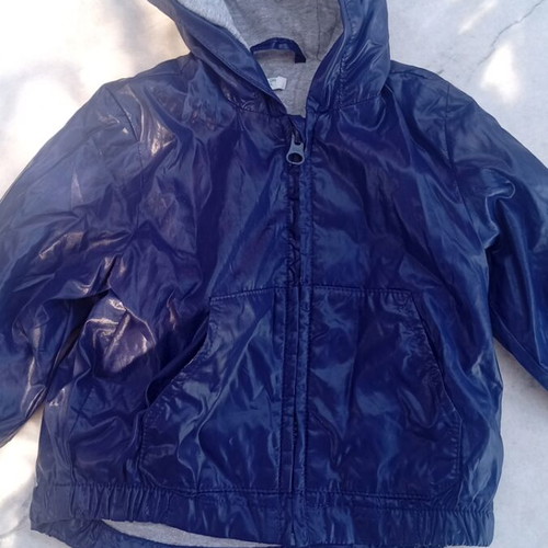 Benetton anti-anemic baby jacket like new, size 6-9 months
