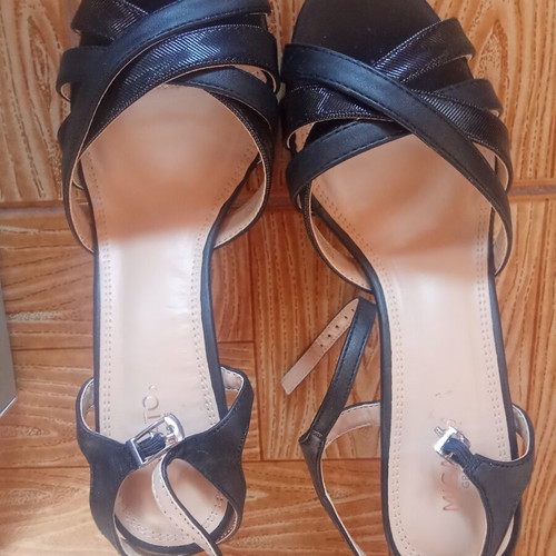 Migato sandals new black with straps size 38