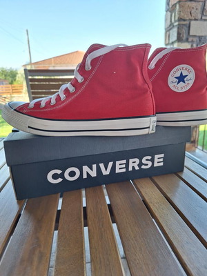 Converse παπούτσια αφόρετα, μέγεθος 46, λευκά και κόκκινα