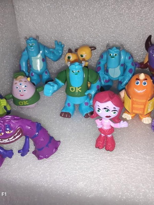12 екшън фигури на университета Pixar Monsters