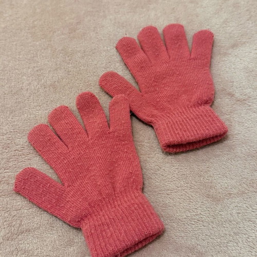 Wool gloves used size Small pink