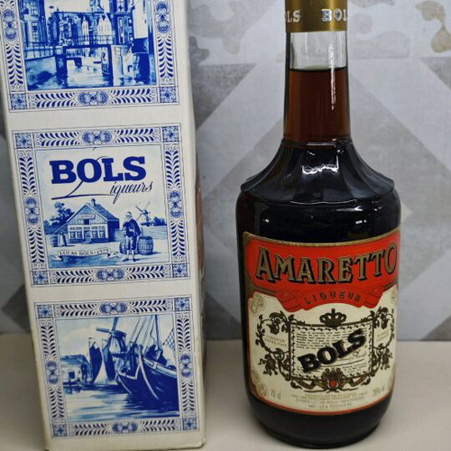 Amaretto Rols vintage drink new with original box 1970
