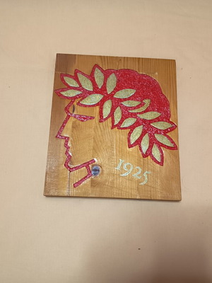 Olympiakos emblem on wood, like new, handmade