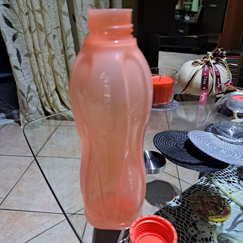 Tupperware water bottle 500ml like new