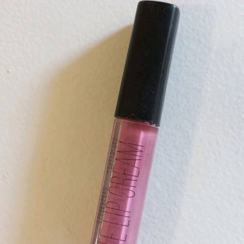 Lip gloss used