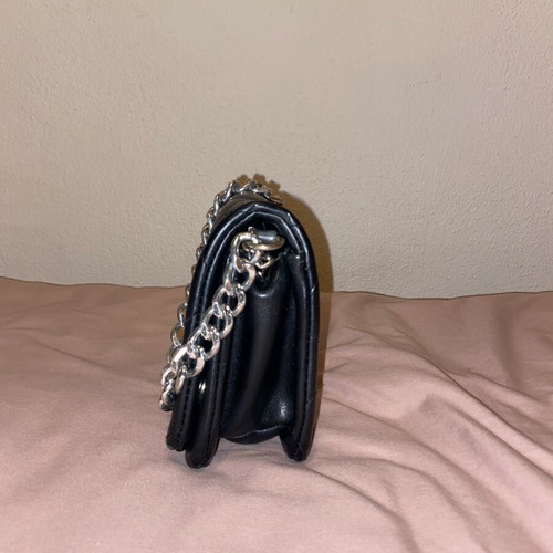 Stradivarius handbag used, black with chain strap