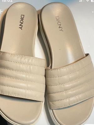 DKNY Jasna platform slides, beige nude leather, size 37