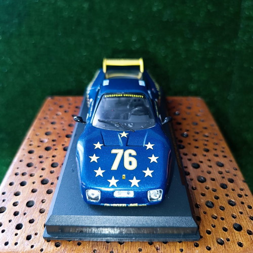 Ferrari BB512 LM 1981 1:43 collectible racing model with display base
