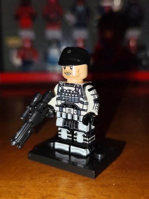 Sergeant Gharial φιγούρα Star Wars με αξεσουάρ