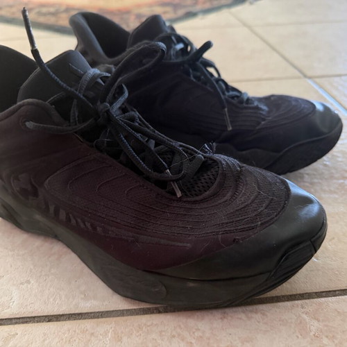 Nike Giannis Immortality shoes used, size 45, black sports