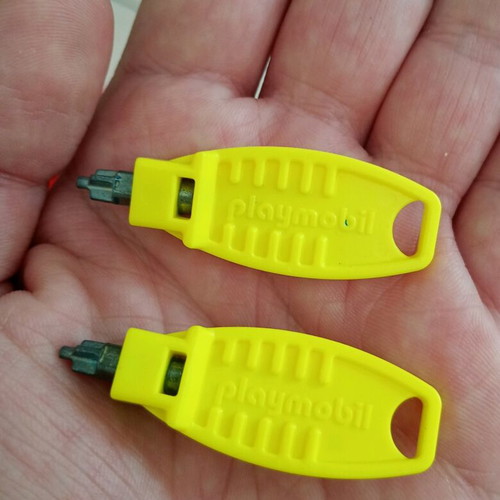 Playmobil tools used