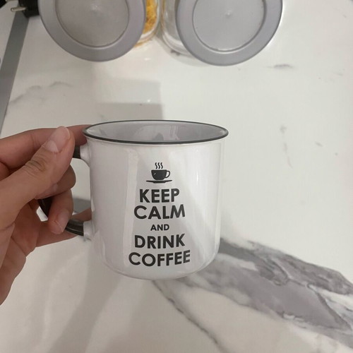 Mug used with a small chip