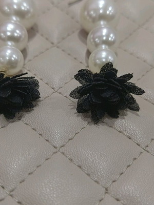 Pearl earrings new