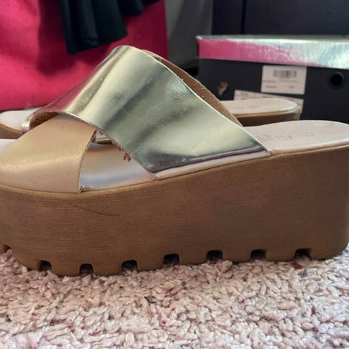 Platform sandal like new, size 39, beige