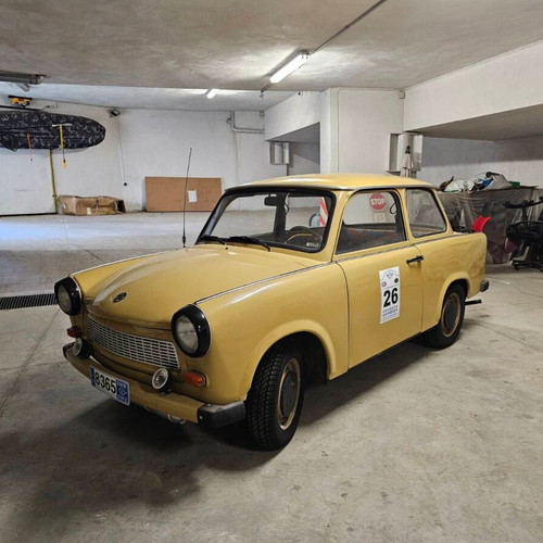 Trabant 601 1975 σαν καινούργιο, κουπέ, βενζίνη, χειροκίνητο