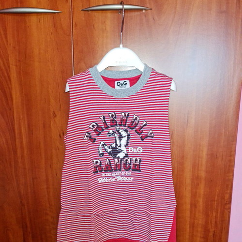 Dolce & Gabana shirt 6 years like new, red