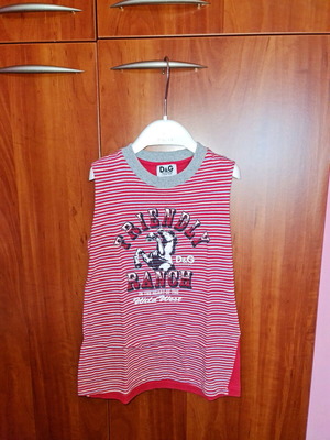 Dolce & Gabana shirt 6 years like new, red
