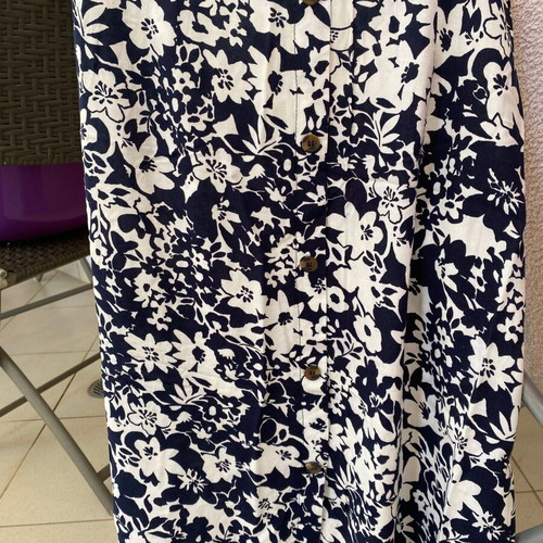 Midi skirt floral like new, Maine UK, size M