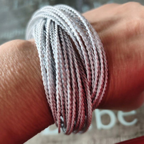 Metal bracelet, white