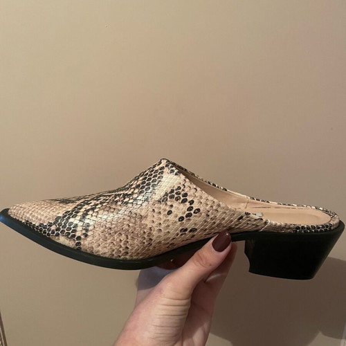 Sagiakos shoes no40 unworn