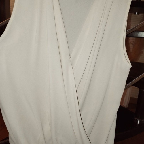 Lynne blouse like new, nude draped design with detachable chain