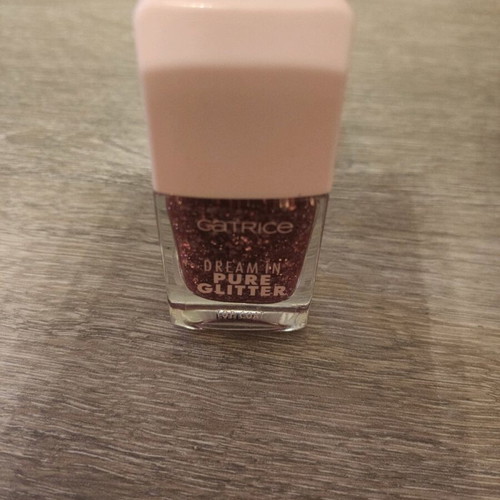 Catrice nail polish like new, Sparkle Darling glitter shade